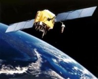 Геостационарные и низкоорбитальные спутники связи